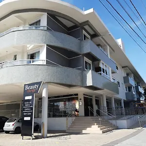 https://apartamento-aconchegante-a-200-metros-da-praia.santa-catarina-brasil.com
